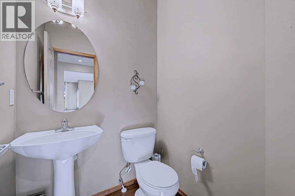 244 Eversyde Mews Sw, Calgary, Alberta  T2Y 5E2 - Photo 20 - A2287075