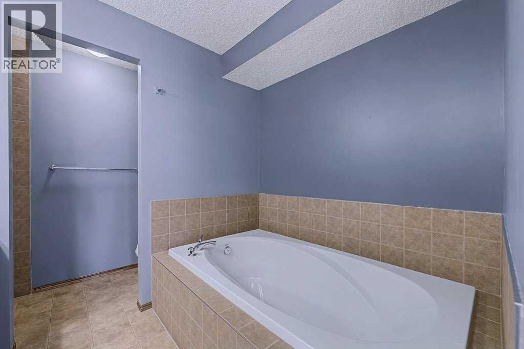 244 Eversyde Mews Sw, Calgary, Alberta  T2Y 5E2 - Photo 29 - A2287075