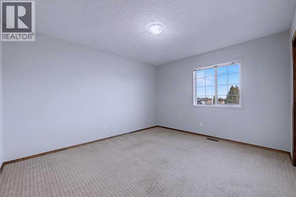 244 Eversyde Mews Sw, Calgary, Alberta  T2Y 5E2 - Photo 32 - A2287075