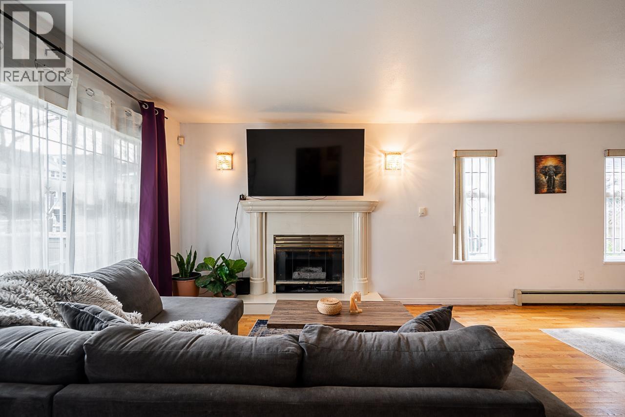 1407 E 12th Avenue, Vancouver, British Columbia  V5N 2A1 - Photo 2 - R3105166