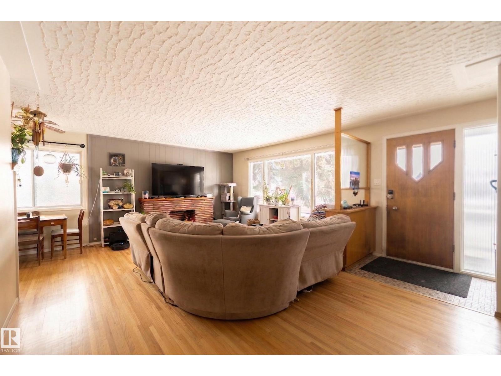 13524 113a St Nw, Edmonton, Alberta  T5R 5C4 - Photo 10 - E4479796