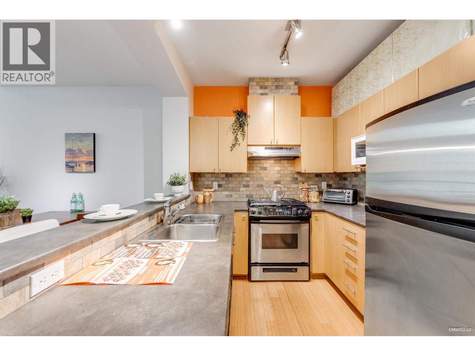 406 9329 University Crescent, Burnaby, British Columbia V5A 4Y4 - Photo 10 - R3095833