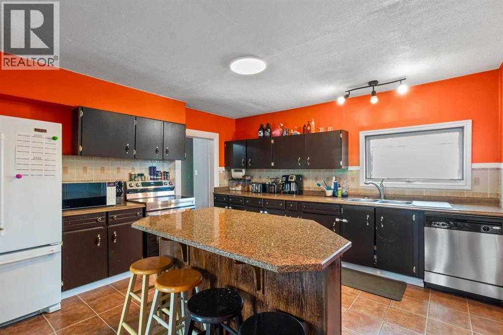 24 Main Street, Ardley, Alberta  T0M 0V0 - Photo 21 - A2234335