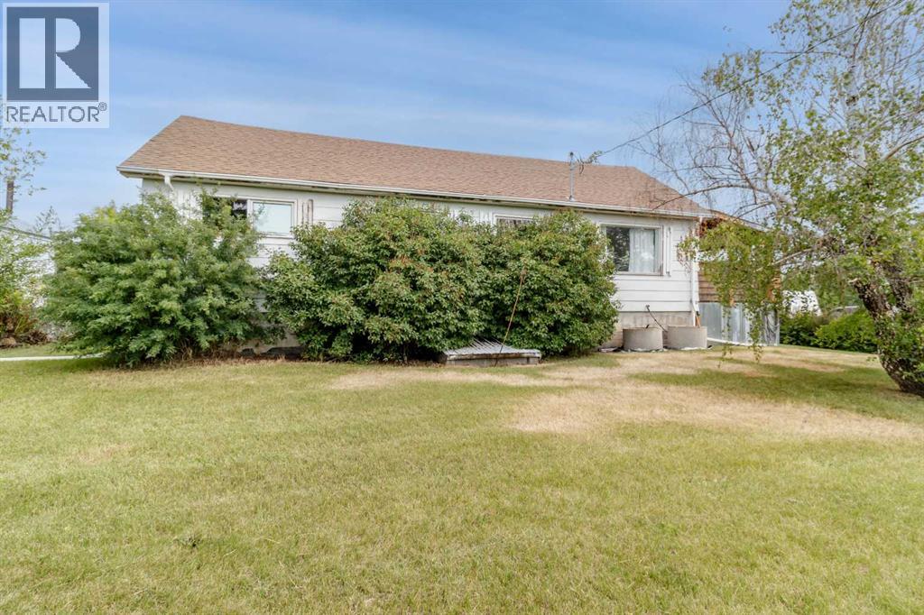 24 Main Street, Ardley, Alberta  T0M 0V0 - Photo 8 - A2234335