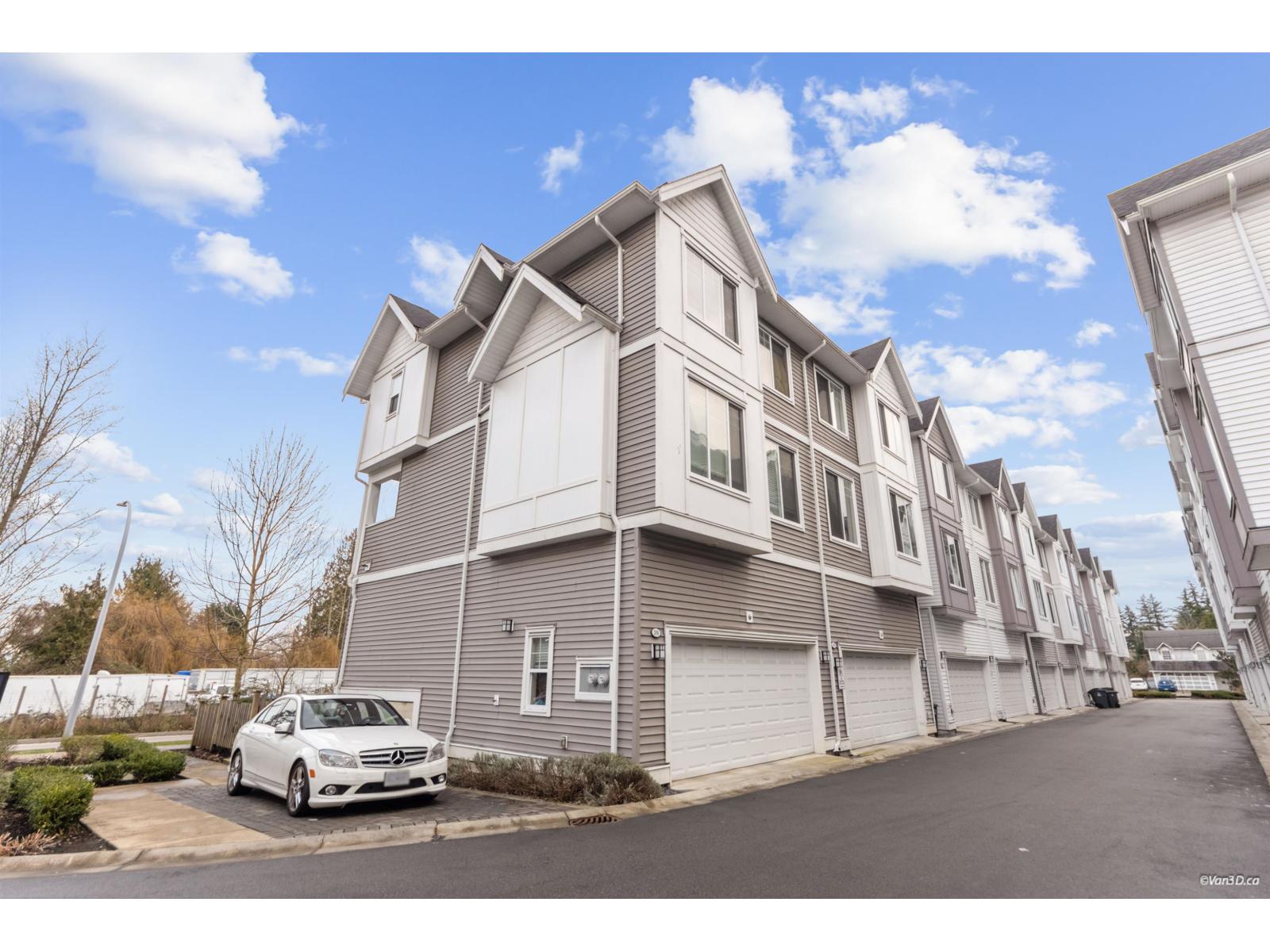 28 8033 166B STREET, Surrey, British Columbia