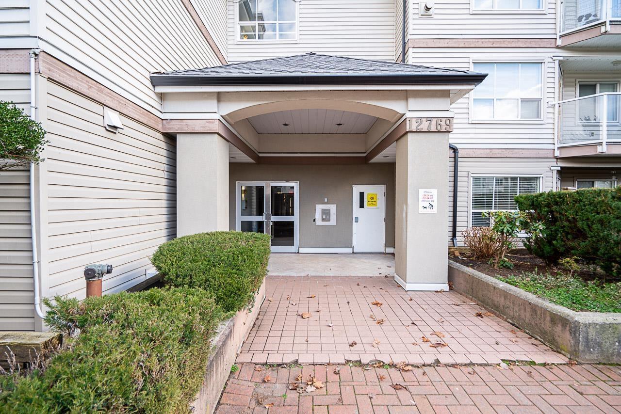305 12769 72 Avenue, Surrey, British Columbia  V3W 2M7 - Photo 2 - R3103401