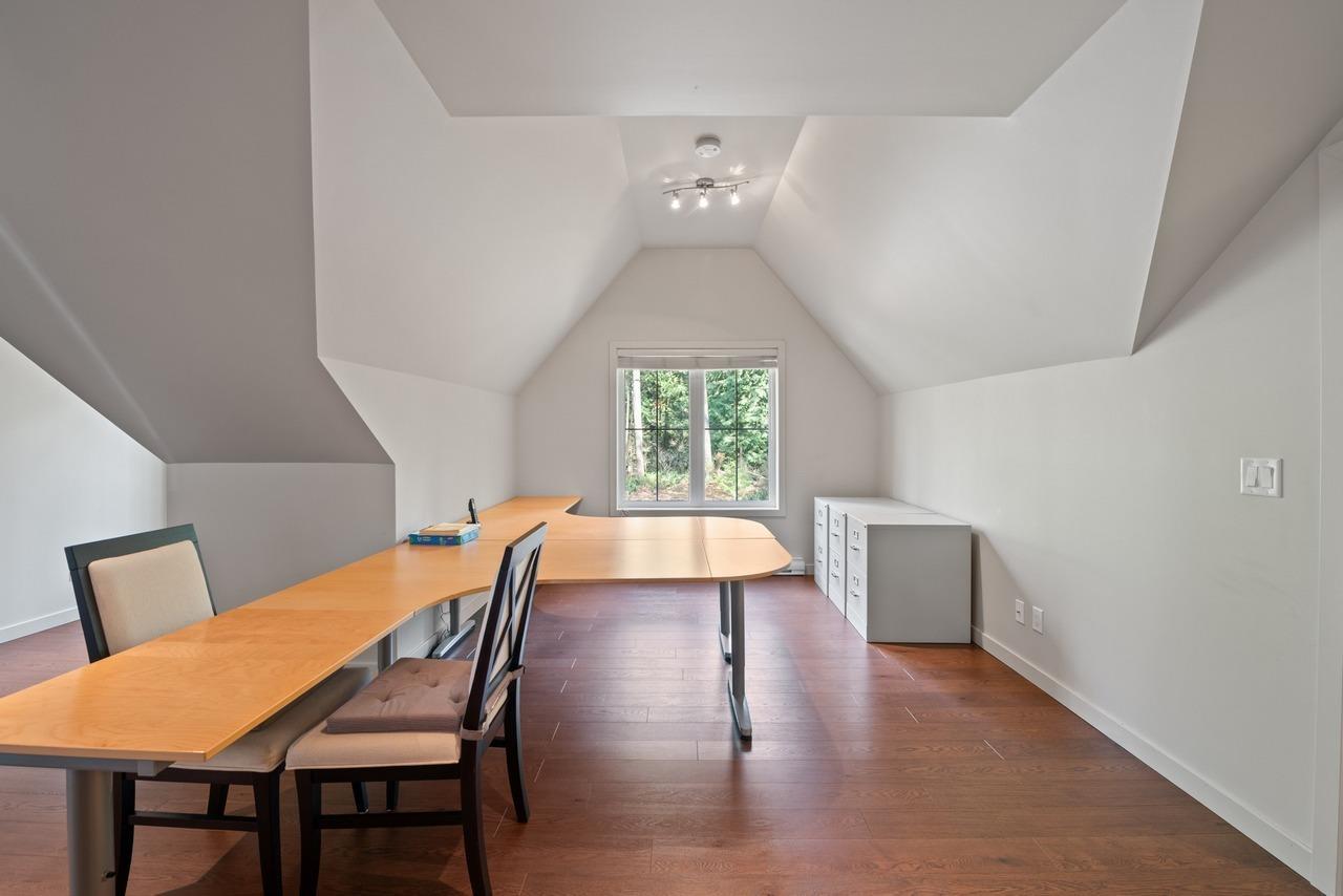 5028 Sumas Mountain Road, Abbotsford, British Columbia V3G 3C1 - Photo 16 - R3104201