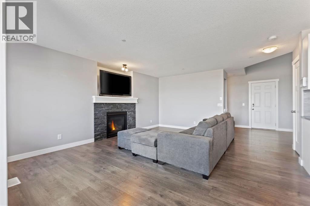 848 Lakewood Circle, Strathmore, Alberta  T1P 1Z6 - Photo 8 - A2276369