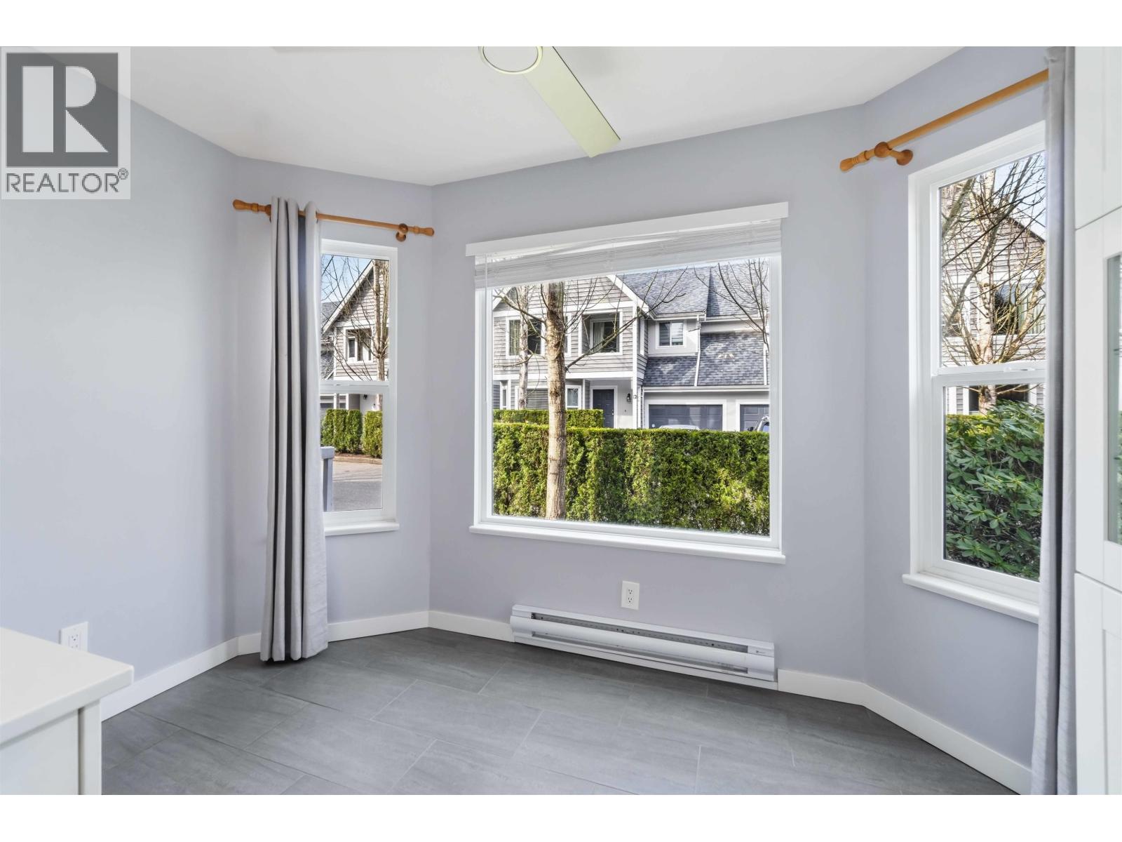 5 1135 Lansdowne Drive, Coquitlam, British Columbia  V3B 7K6 - Photo 6 - R3104349