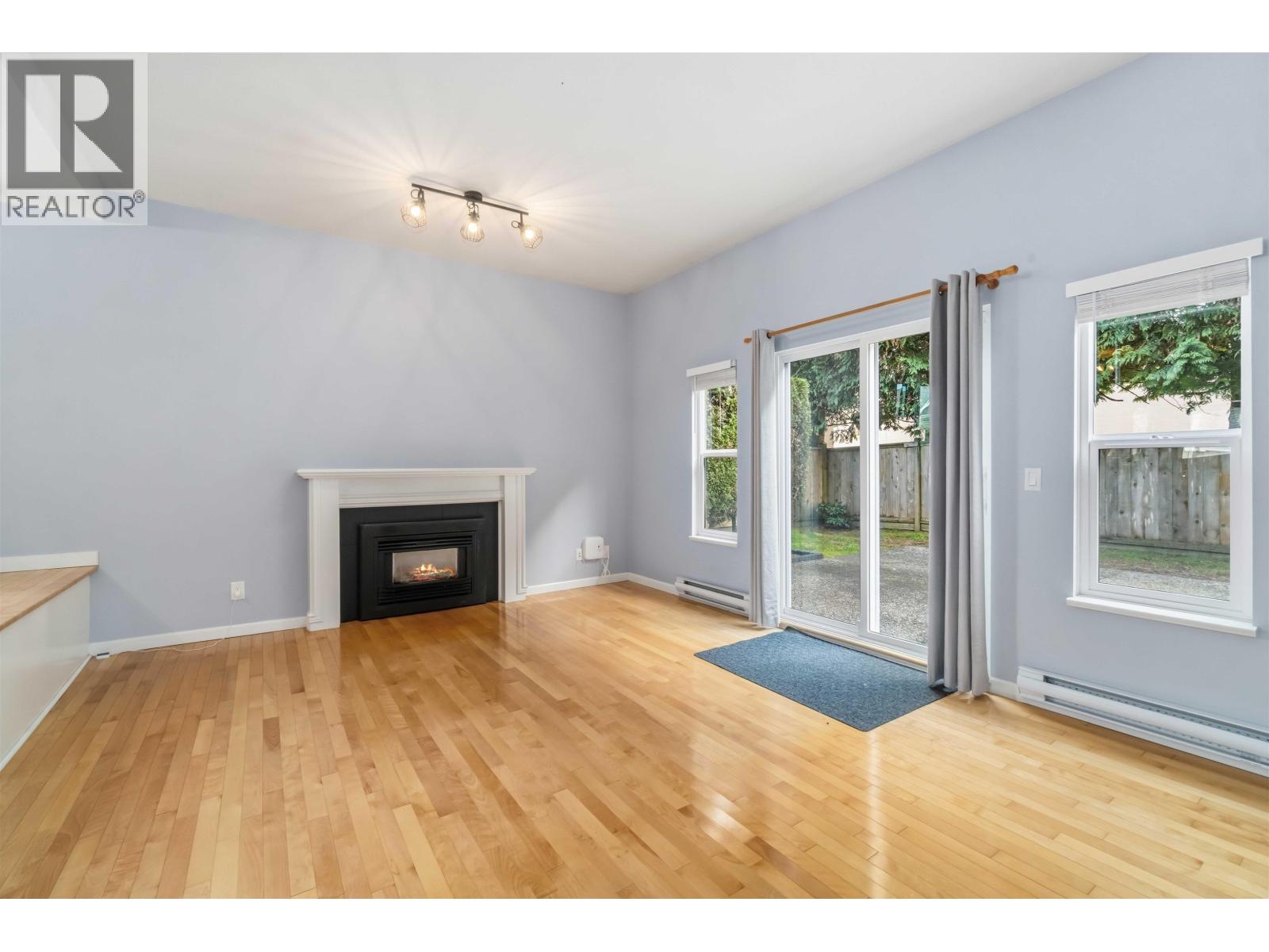 5 1135 Lansdowne Drive, Coquitlam, British Columbia  V3B 7K6 - Photo 11 - R3104349