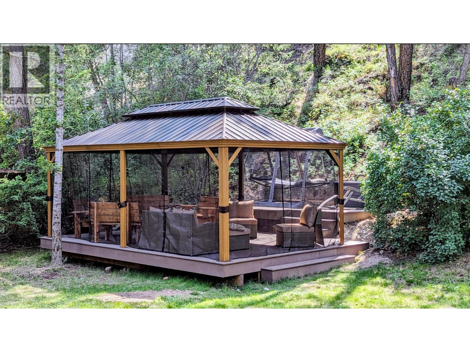 5405 Dutch Creek Road, Dutch Creek, British Columbia  V0B 1L2 - Photo 11 - 10381351