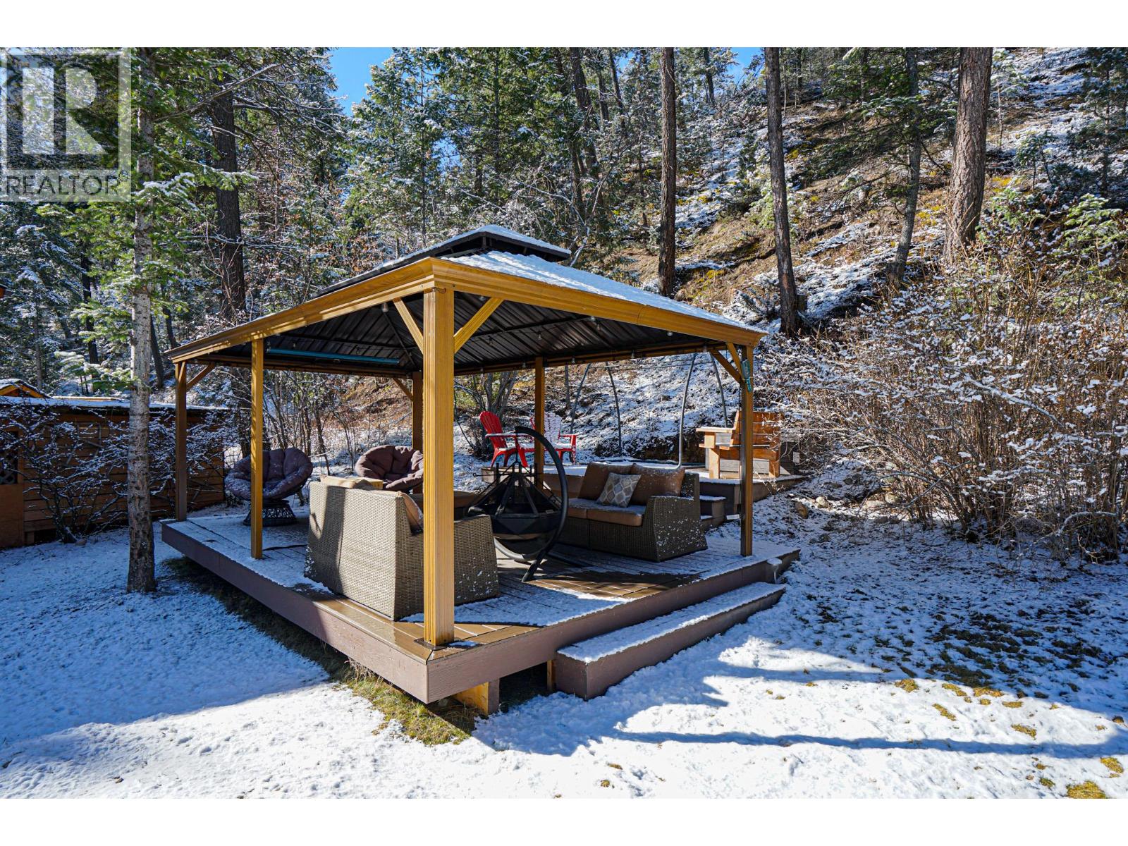 5405 Dutch Creek Road, Dutch Creek, British Columbia  V0B 1L2 - Photo 8 - 10381351