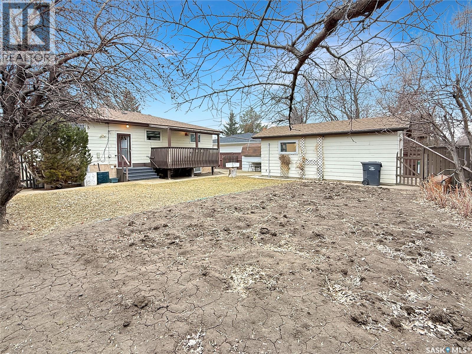 880 3rd Avenue Ne, Swift Current, Saskatchewan  S9H 2H8 - Photo 18 - SK031657