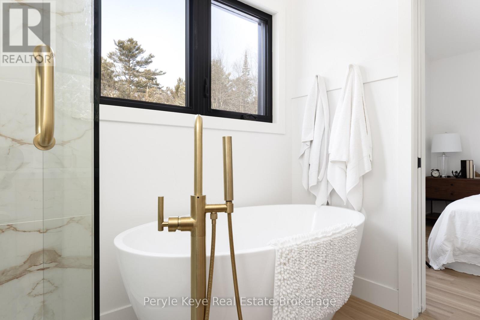 1290 Cedar Lane, Bracebridge, Ontario  P1L 1W9 - Photo 35 - X12938050