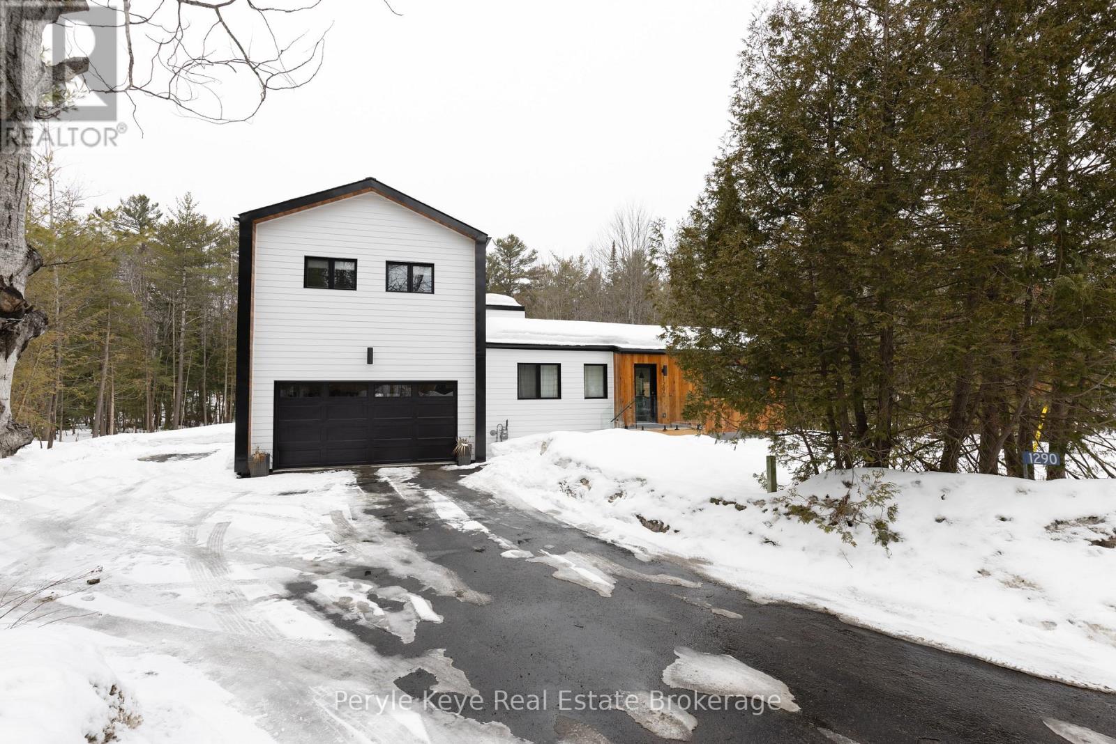 1290 Cedar Lane, Bracebridge, Ontario  P1L 1W9 - Photo 4 - X12938050