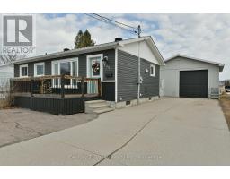 785 EIGHTH STREET, Renfrew, Ontario