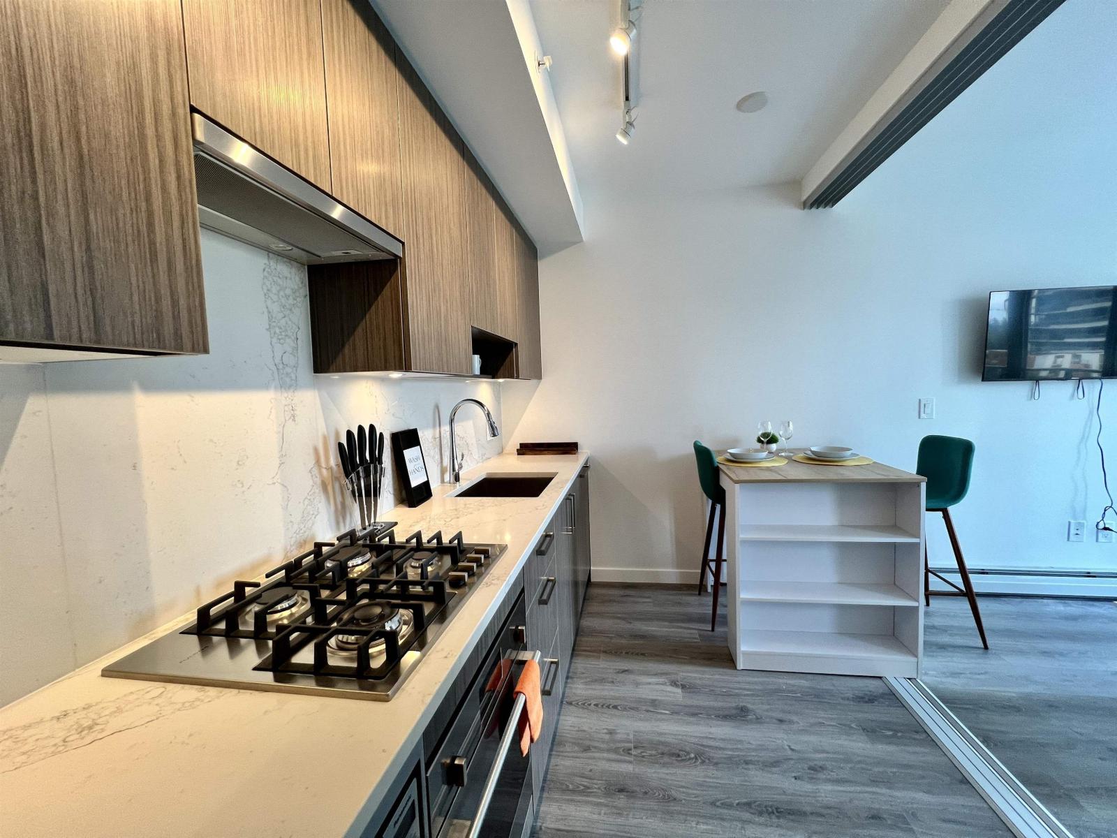 501 13350 Central Avenue, Surrey, British Columbia V3T 0S1 - Photo 4 - R3105227