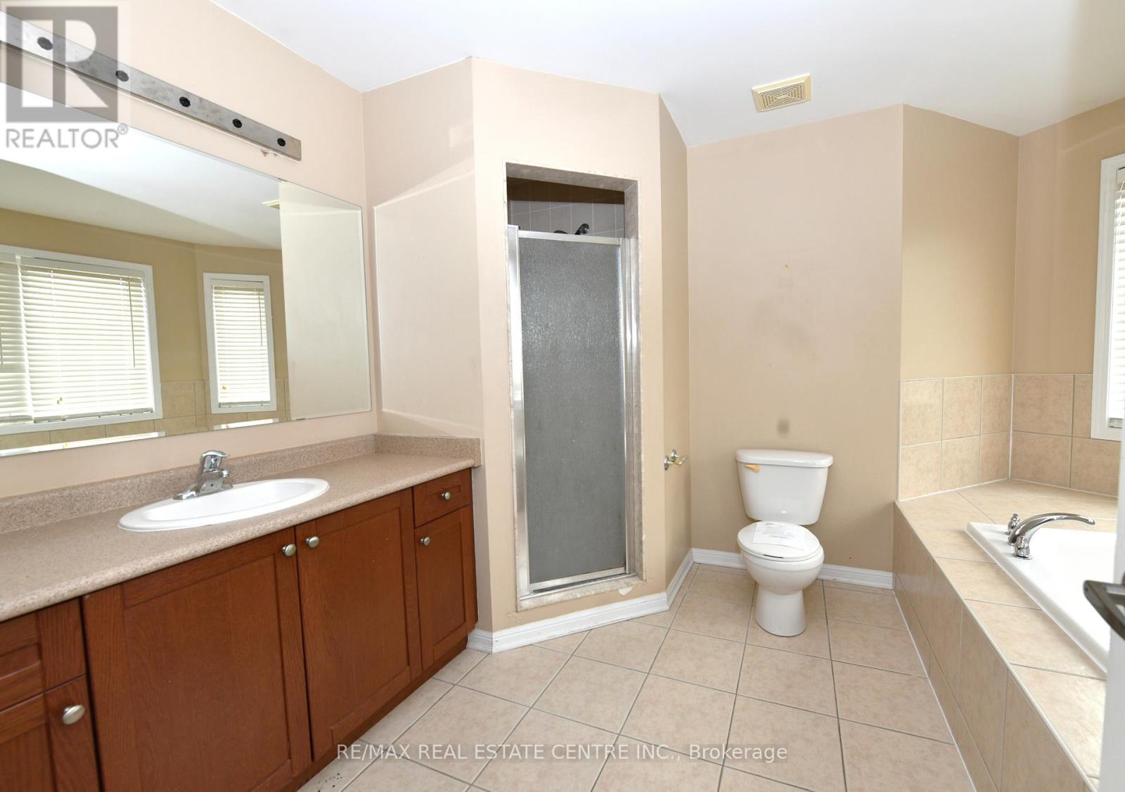 271 Baldwin Drive, Cambridge, Ontario  N3C 0B8 - Photo 11 - X12929318