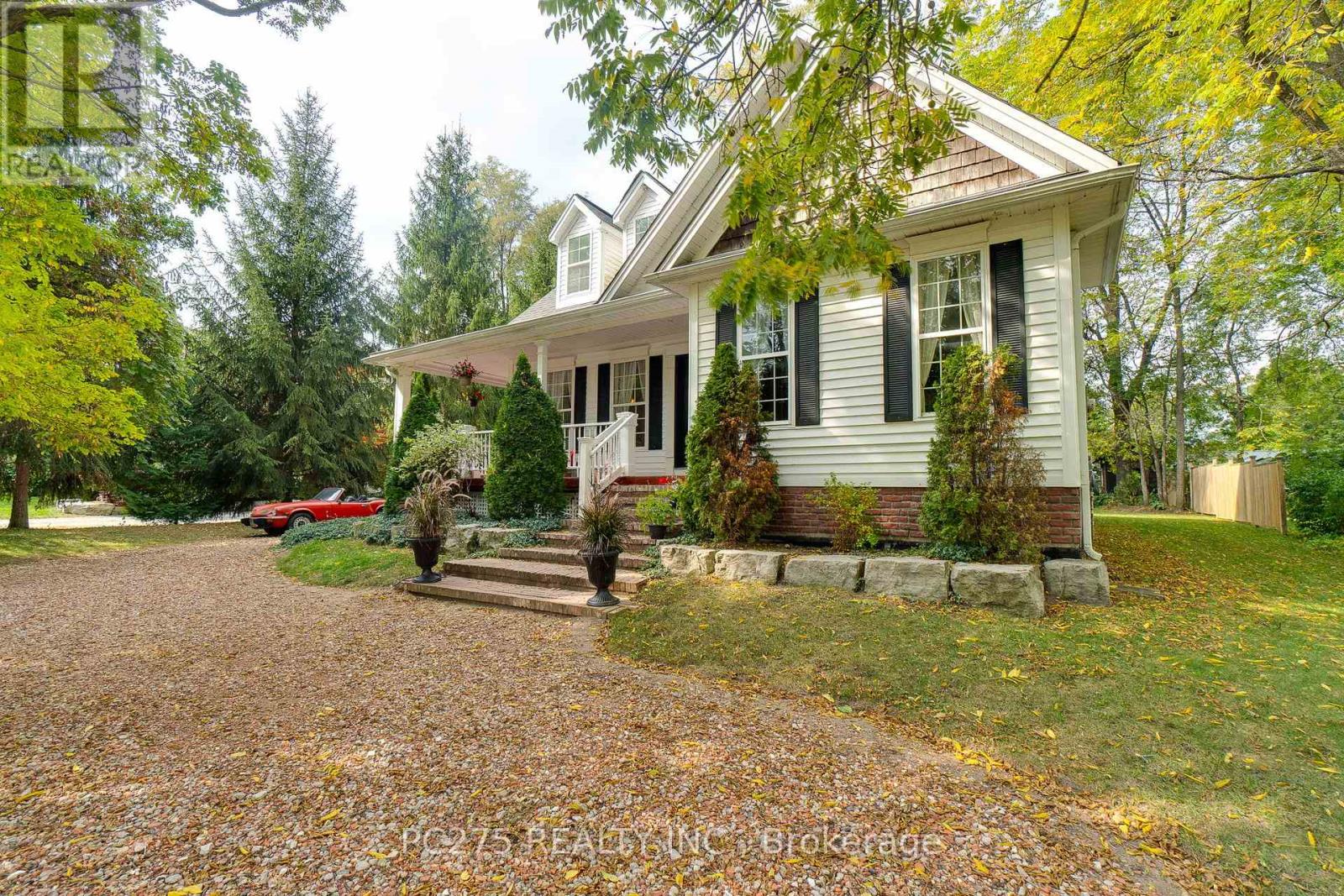 23 Mactavesh Crescent, Bluewater, Ontario  N0M 1G0 - Photo 3 - X12433234