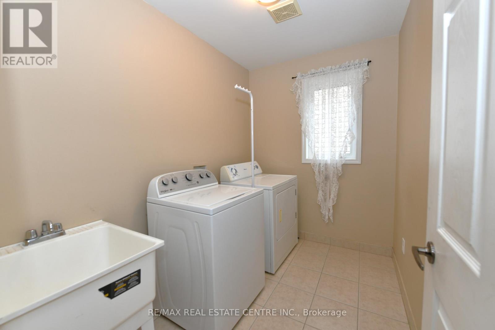 271 Baldwin Drive, Cambridge, Ontario  N3C 0B8 - Photo 14 - X12929318