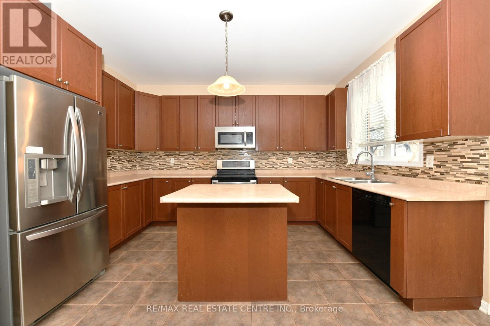 271 Baldwin Drive, Cambridge, Ontario  N3C 0B8 - Photo 8 - X12929318