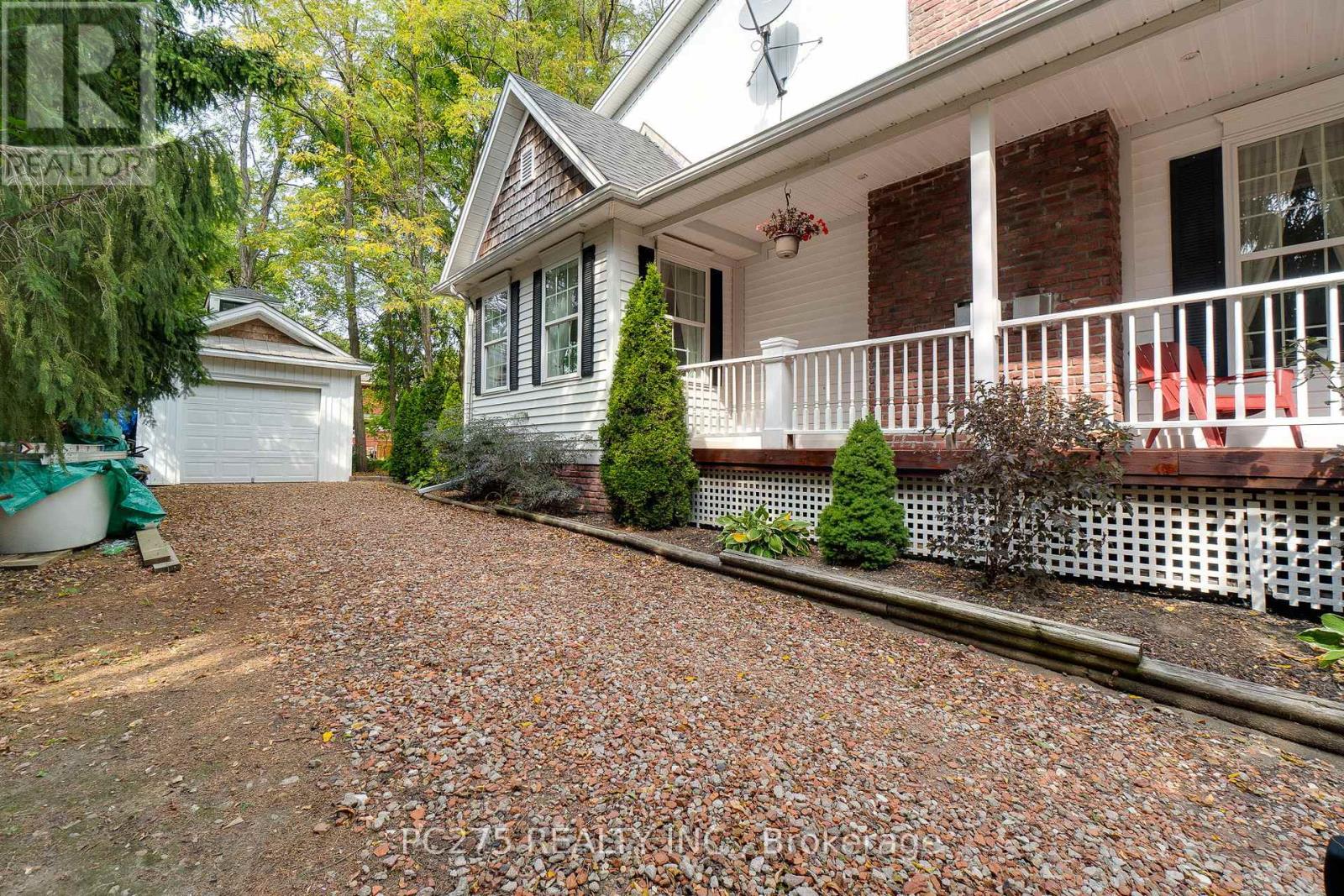 23 Mactavesh Crescent, Bluewater, Ontario  N0M 1G0 - Photo 38 - X12433234