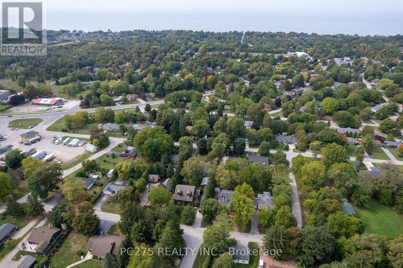 23 Mactavesh Crescent, Bluewater, Ontario  N0M 1G0 - Photo 43 - X12433234