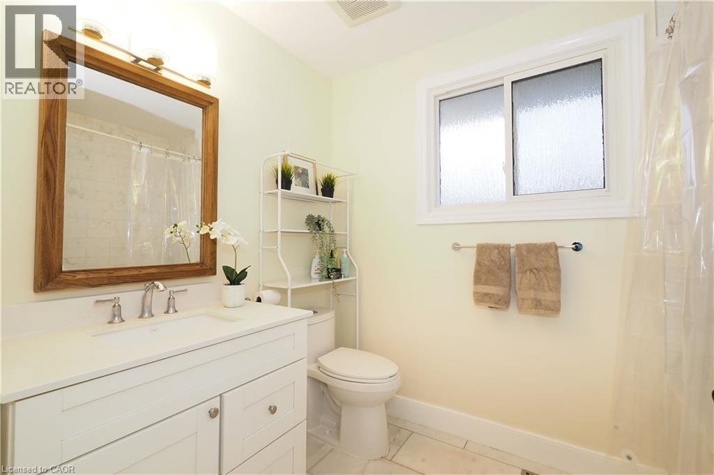 163 Pinegrove Crescent, Waterloo, Ontario  N2L 4T9 - Photo 27 - 40814213