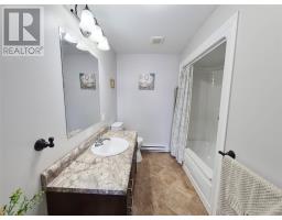 14 Leamington Heights