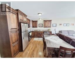 14 Leamington Heights