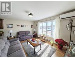 14 Leamington Heights