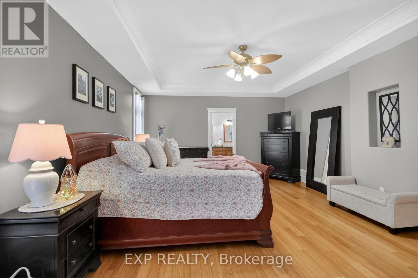 6715 Suncrest Drive, Ottawa, Ontario  K4P 0B3 - Photo 16 - X12938040