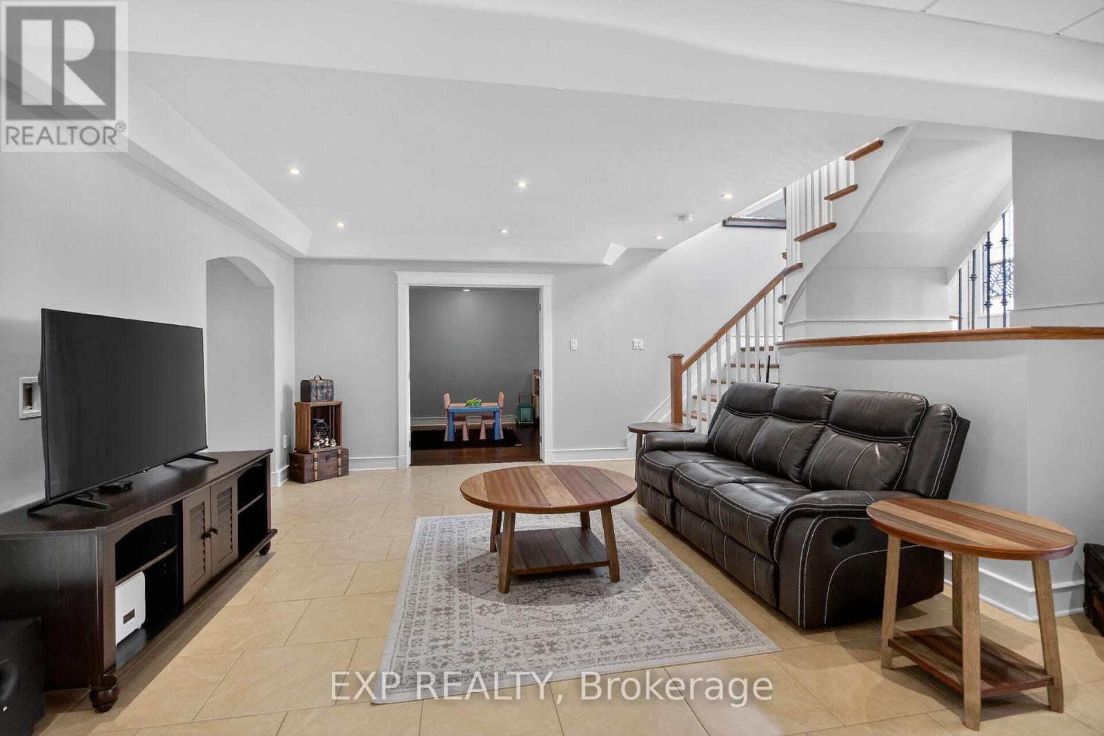 6715 Suncrest Drive, Ottawa, Ontario  K4P 0B3 - Photo 35 - X12938040