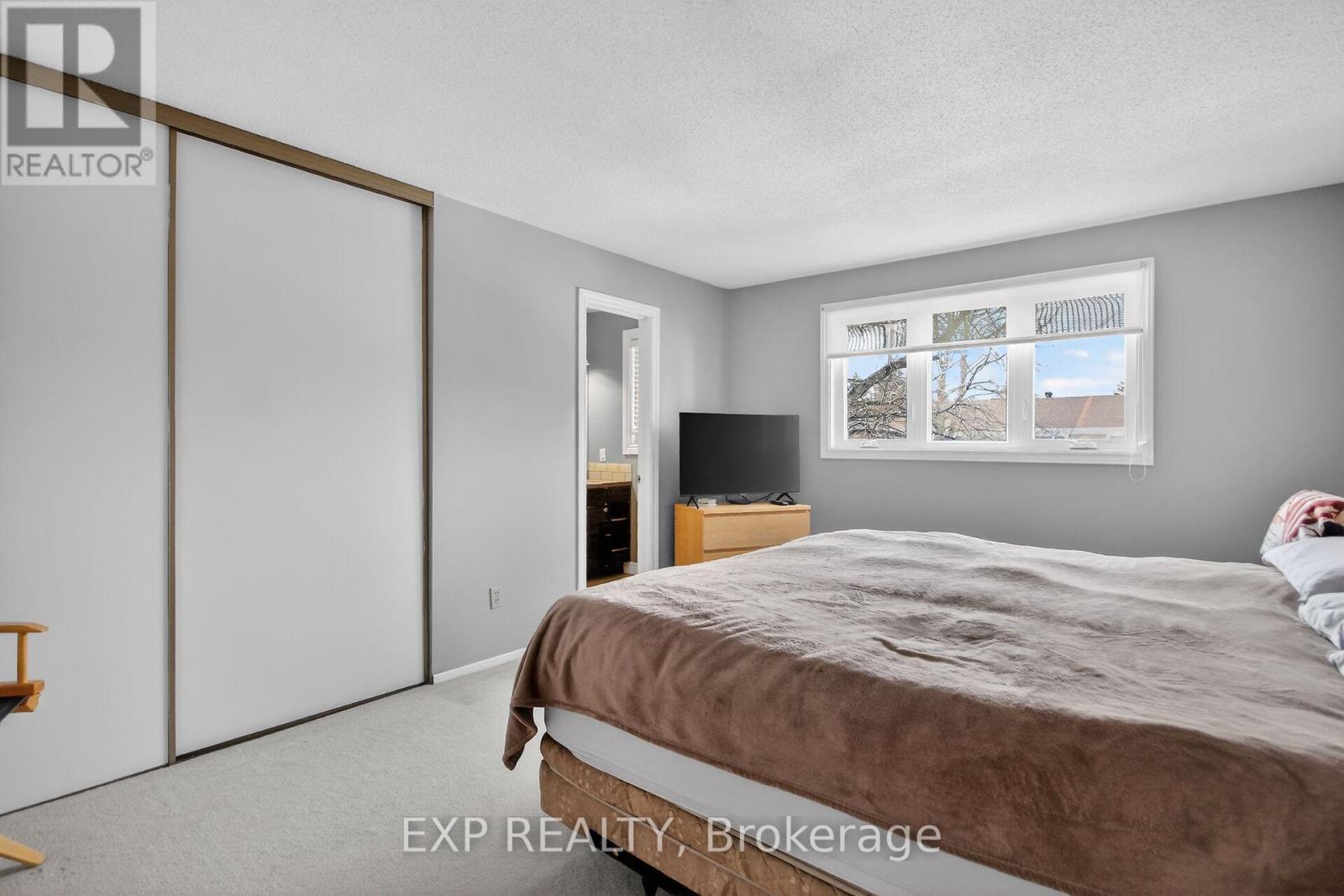 43 Hummingbird Crescent, Ottawa, Ontario  K2J 3A5 - Photo 23 - X12938042