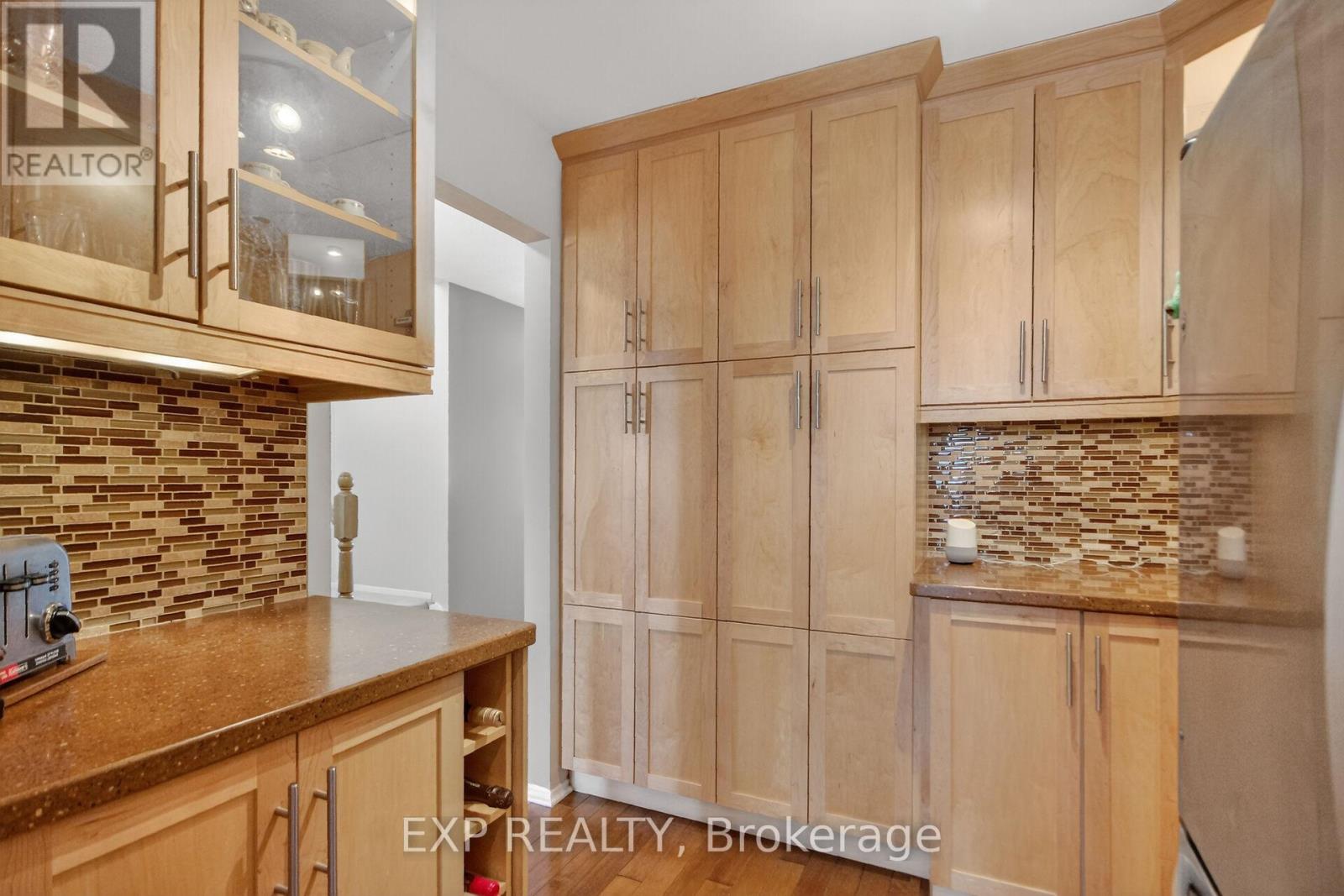 43 Hummingbird Crescent, Ottawa, Ontario  K2J 3A5 - Photo 9 - X12938042