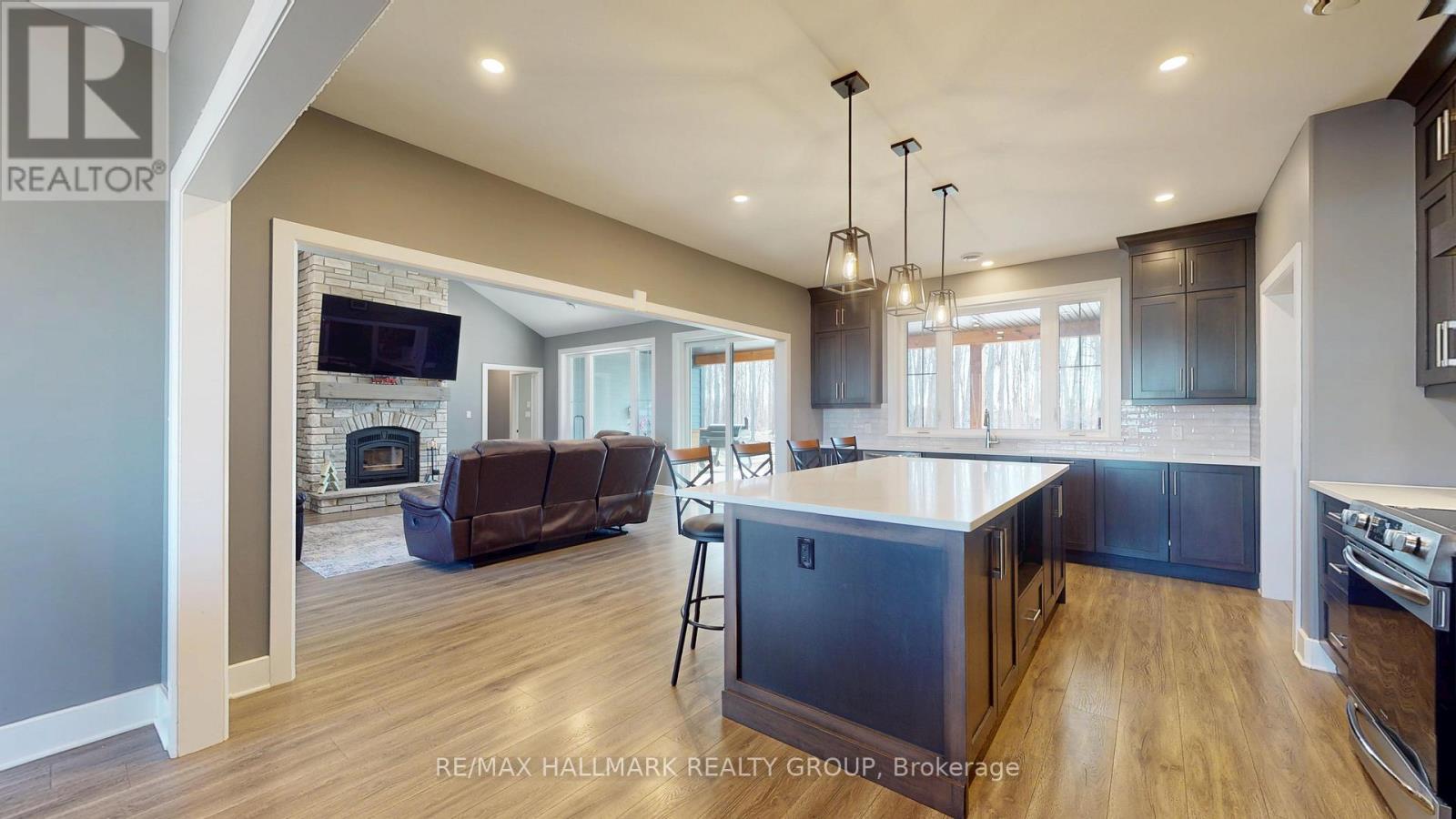 16 Cole Road, Elizabethtown-Kitley, Ontario  K0G 1R0 - Photo 6 - X12938064