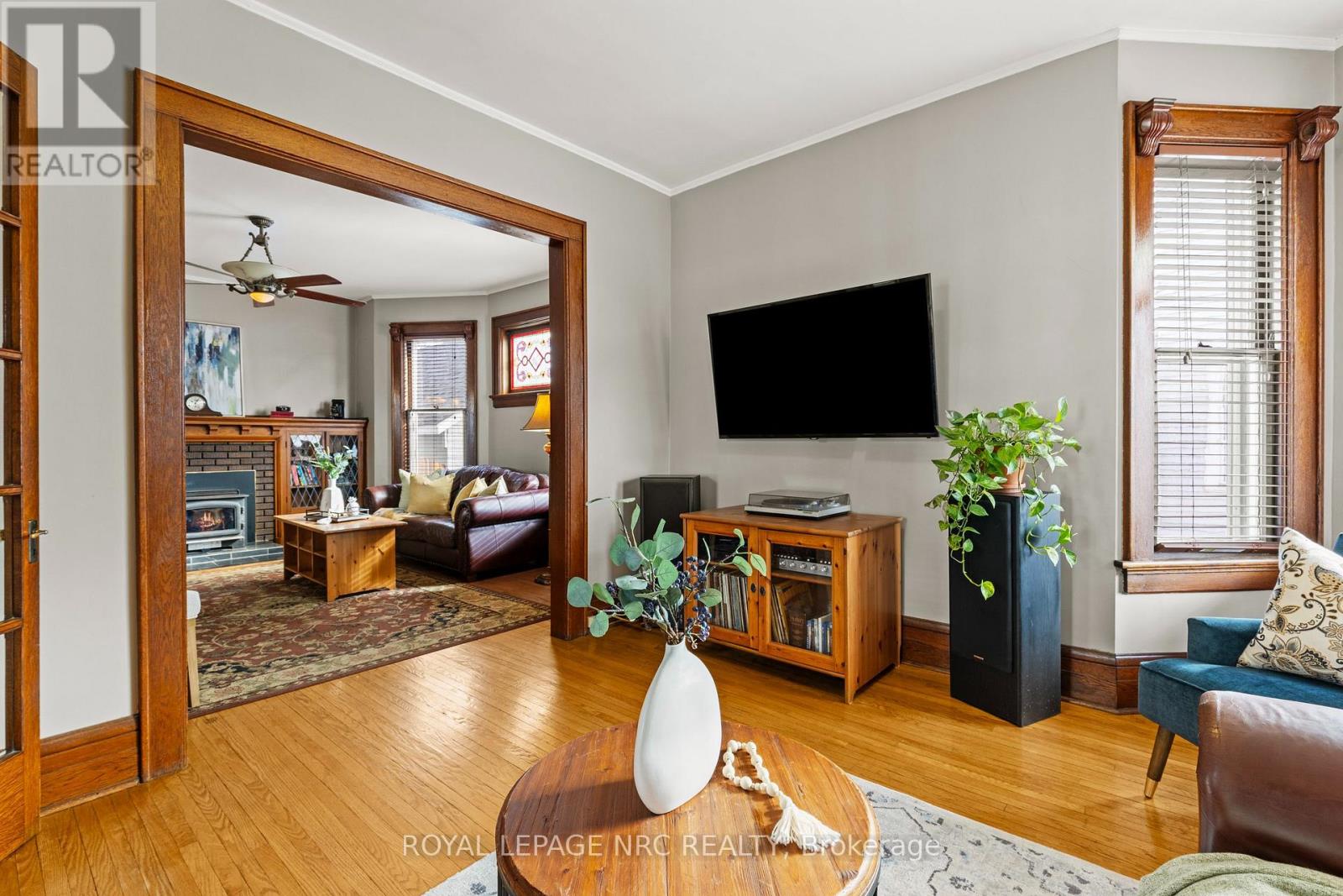 4621 Ellis Street, Niagara Falls, Ontario  L2E 1H8 - Photo 15 - X12938088