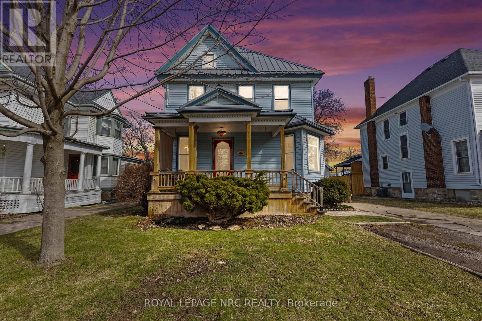 4621 Ellis Street, Niagara Falls, Ontario  L2E 1H8 - Photo 3 - X12938088