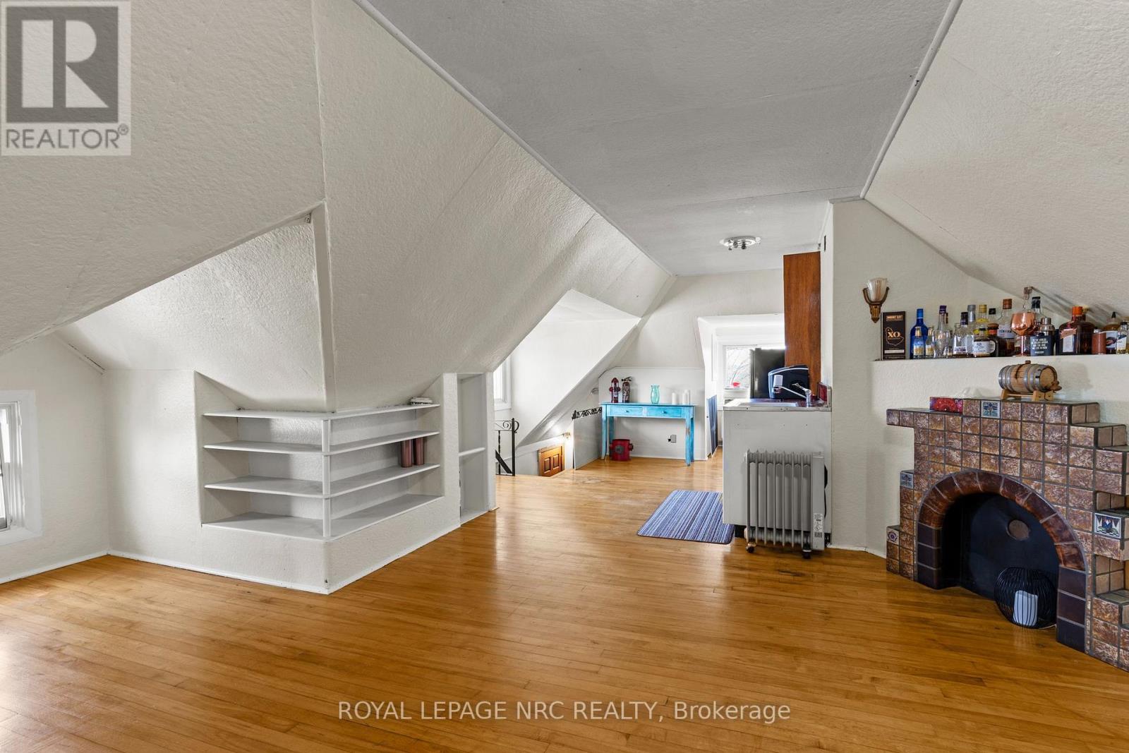 4621 Ellis Street, Niagara Falls, Ontario  L2E 1H8 - Photo 36 - X12938088