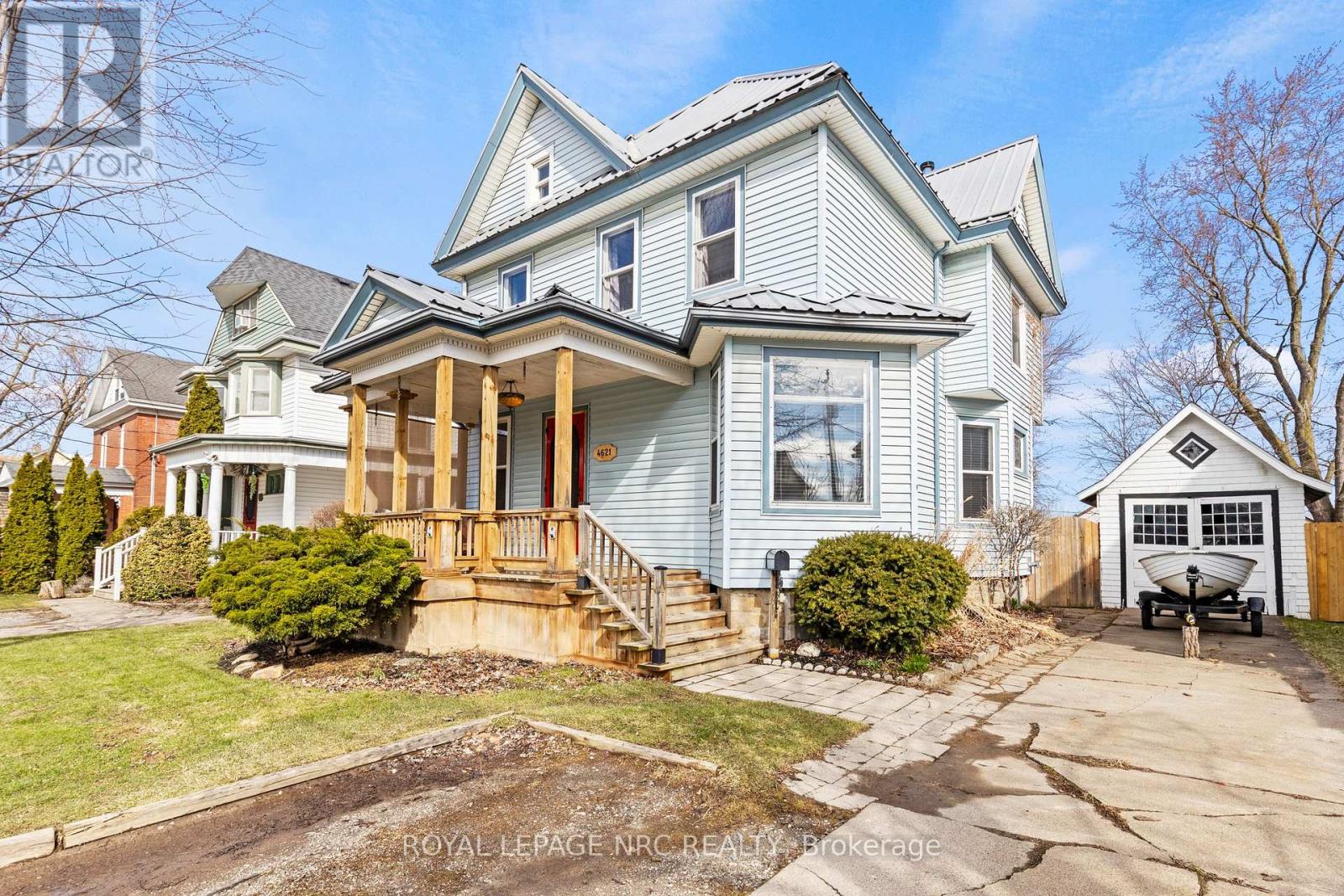 4621 Ellis Street, Niagara Falls, Ontario  L2E 1H8 - Photo 5 - X12938088