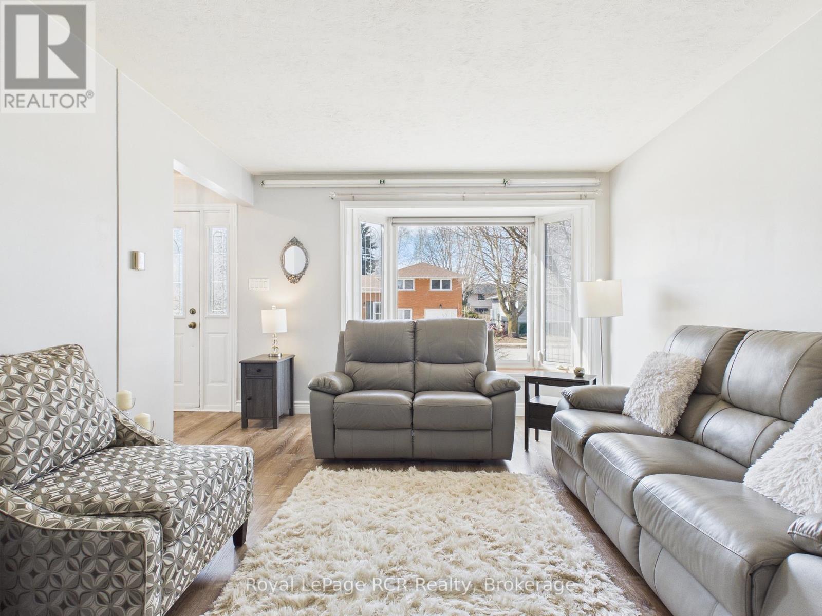 415 Waterloo Street, Saugeen Shores, Ontario  N0H 2C1 - Photo 18 - X12938080