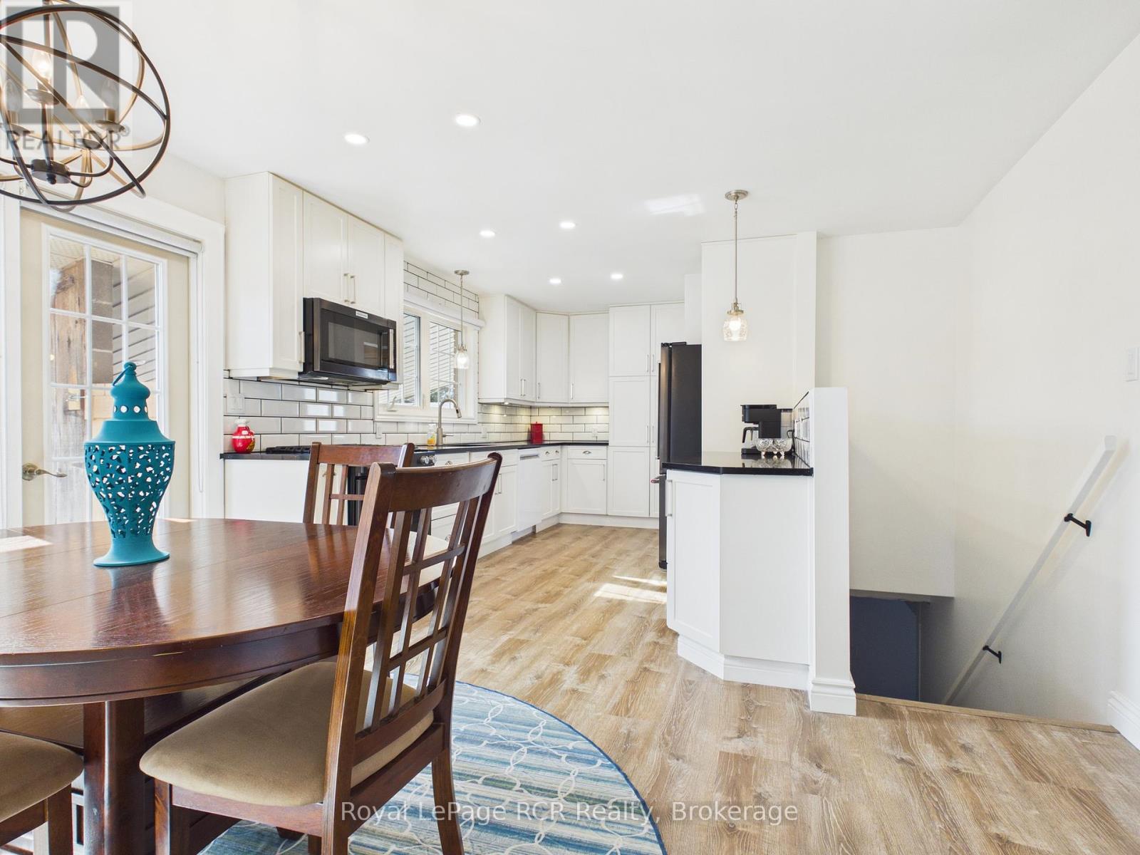 415 Waterloo Street, Saugeen Shores, Ontario  N0H 2C1 - Photo 32 - X12938080