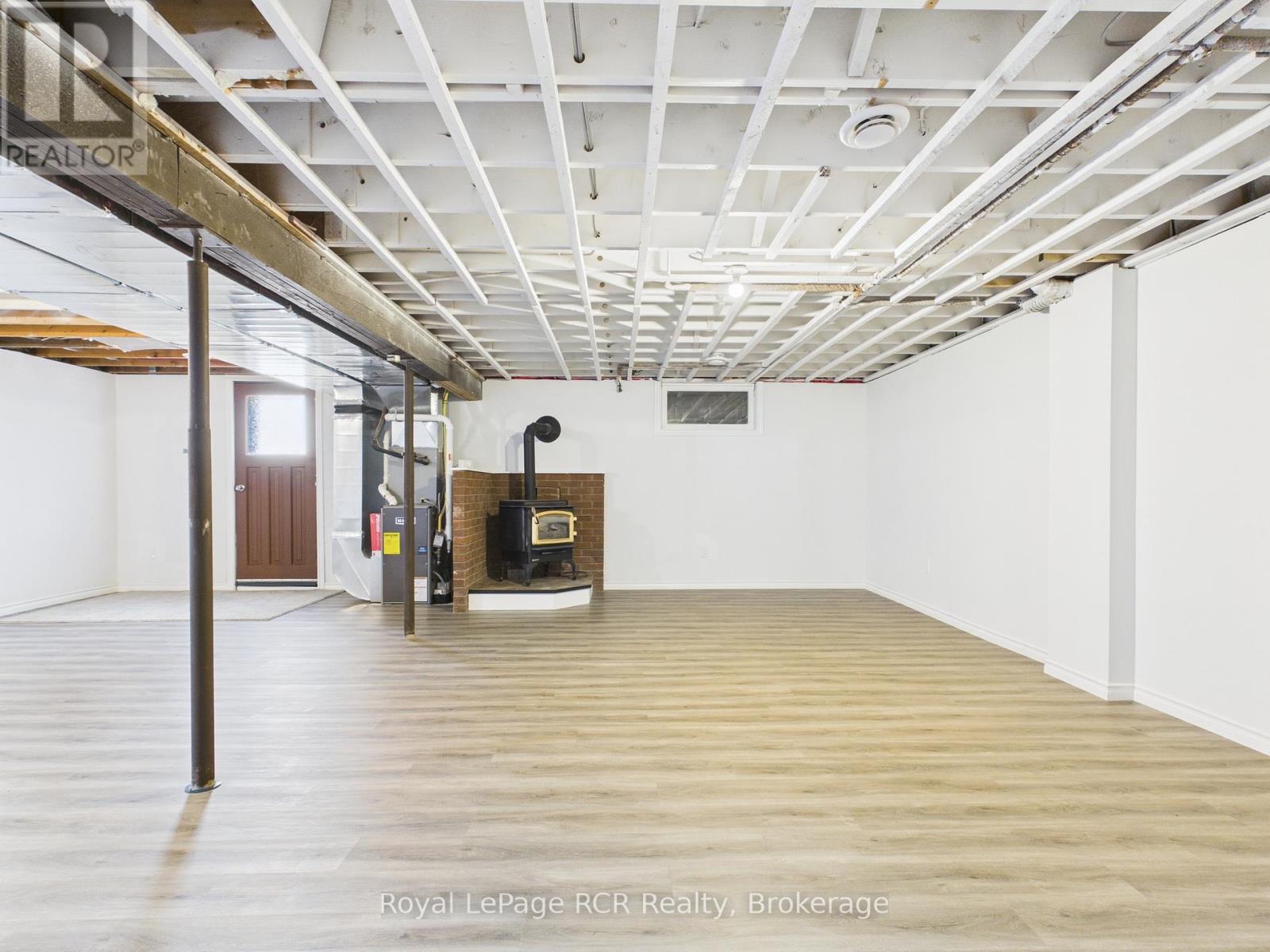 415 Waterloo Street, Saugeen Shores, Ontario  N0H 2C1 - Photo 39 - X12938080