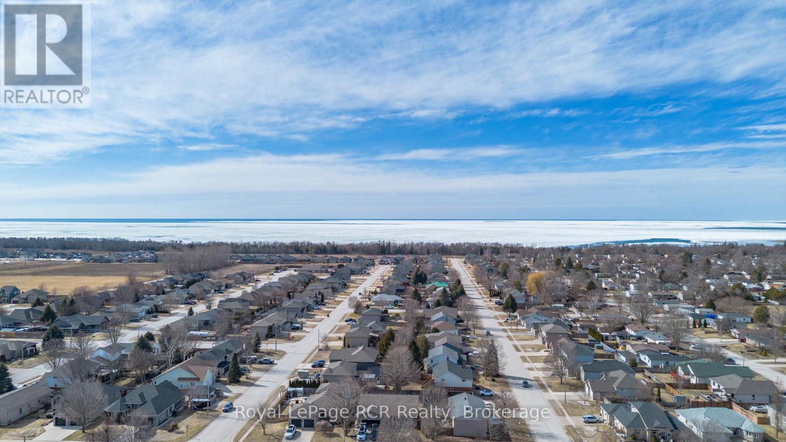 415 Waterloo Street, Saugeen Shores, Ontario  N0H 2C1 - Photo 40 - X12938080