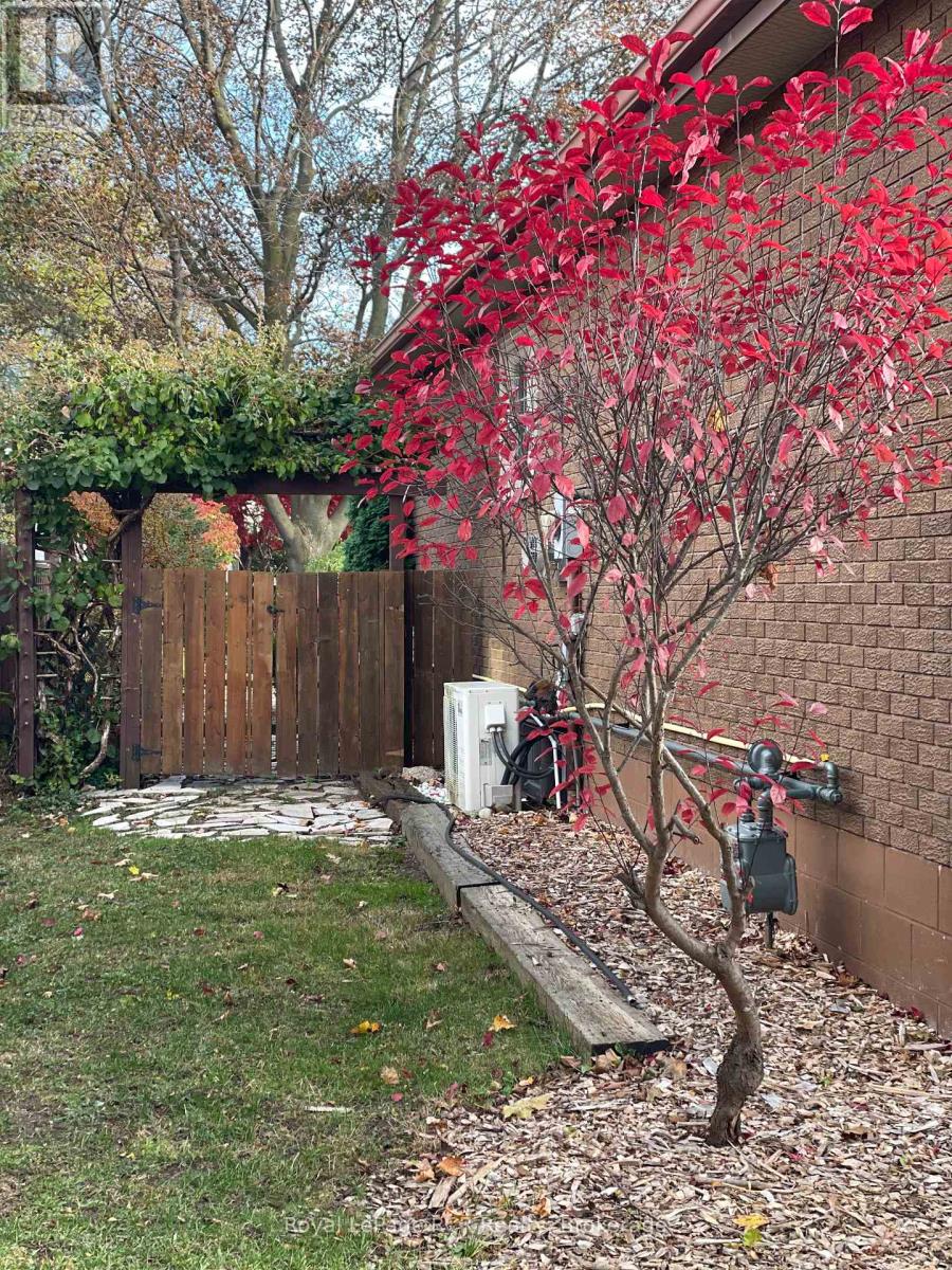 415 Waterloo Street, Saugeen Shores, Ontario  N0H 2C1 - Photo 46 - X12938080