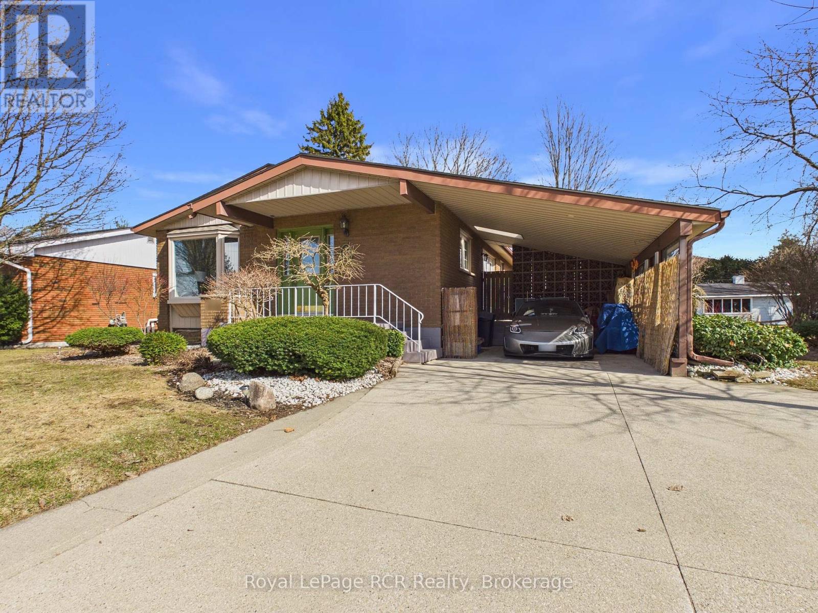 415 Waterloo Street, Saugeen Shores, Ontario  N0H 2C1 - Photo 47 - X12938080