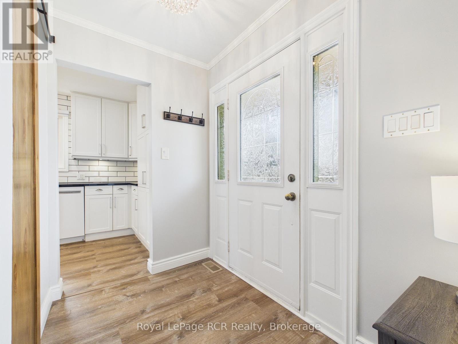 415 Waterloo Street, Saugeen Shores, Ontario  N0H 2C1 - Photo 6 - X12938080