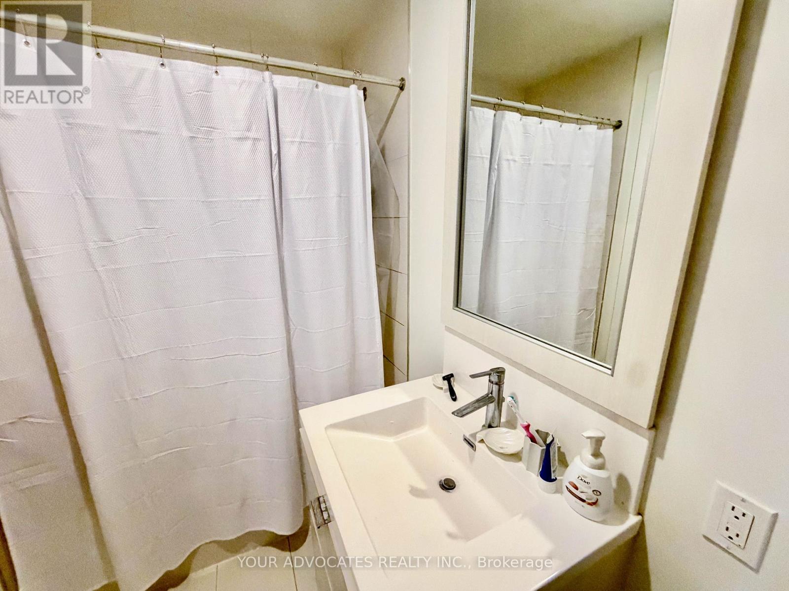 1012 - 38 Cameron Street, Toronto, Ontario  M5T 0C3 - Photo 14 - C12938000