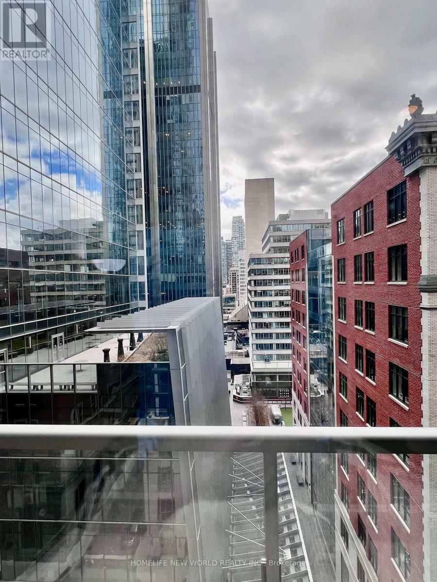 1012 - 70 Temperance Street, Toronto, Ontario  M5H 0B1 - Photo 10 - C12938016