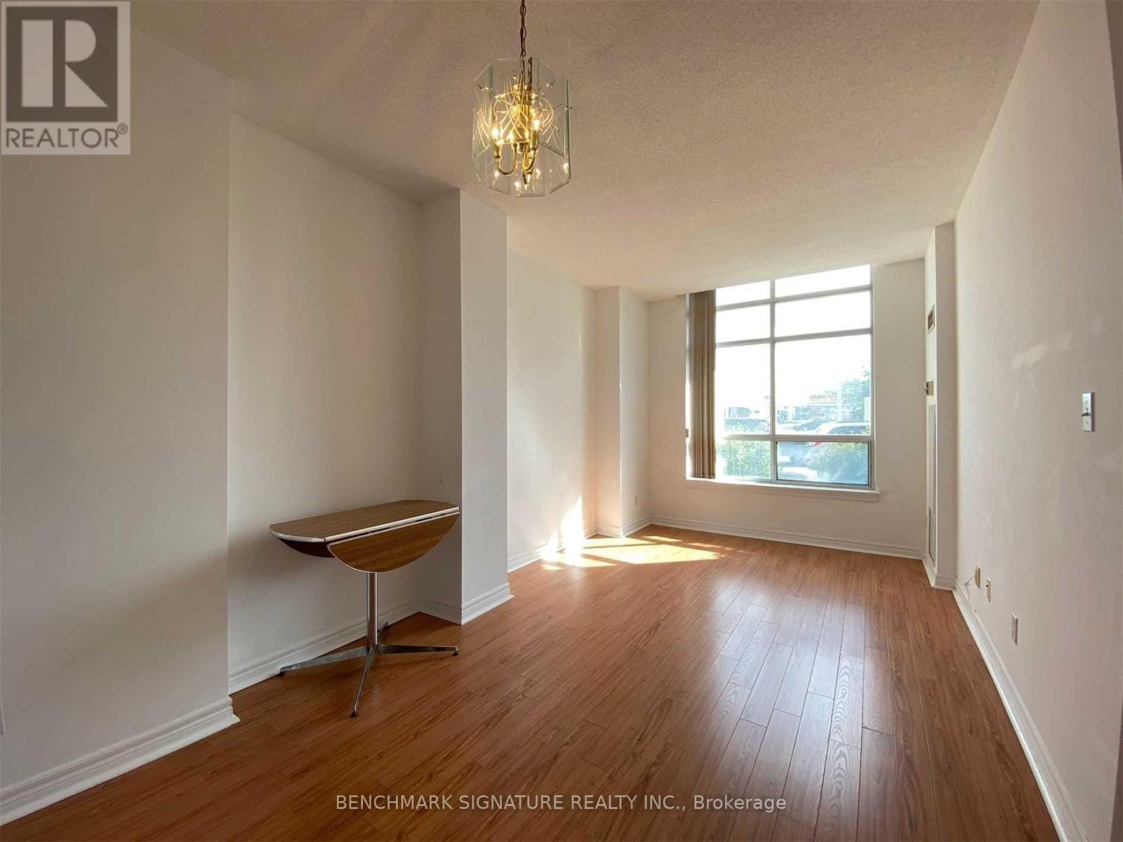 109 - 1700 Eglinton East Avenue, Toronto, Ontario  M4A 2X4 - Photo 10 - C12938020